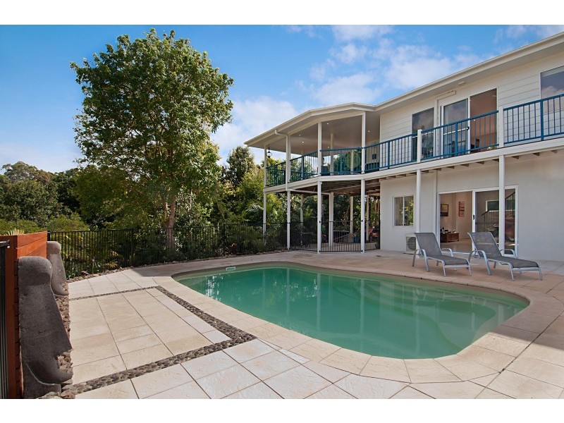 18 Lake Ridge Court, Cooroy QLD 4563