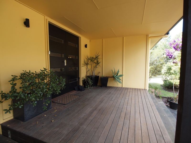 6 Smedley Drive, Pomona QLD 4568