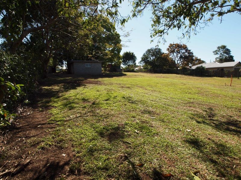 25 Church Street, Pomona QLD 4568