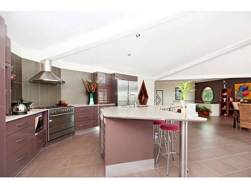 290 Black Mountain Road, Cooroy QLD 4563
