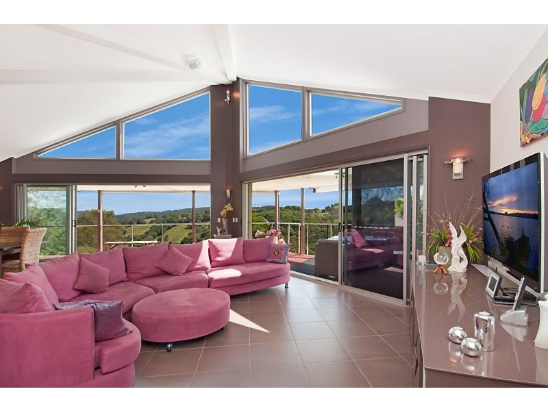 290 Black Mountain Road, Cooroy QLD 4563