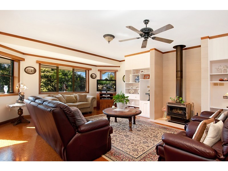 3 Upland Court, Tinbeerwah QLD 4563