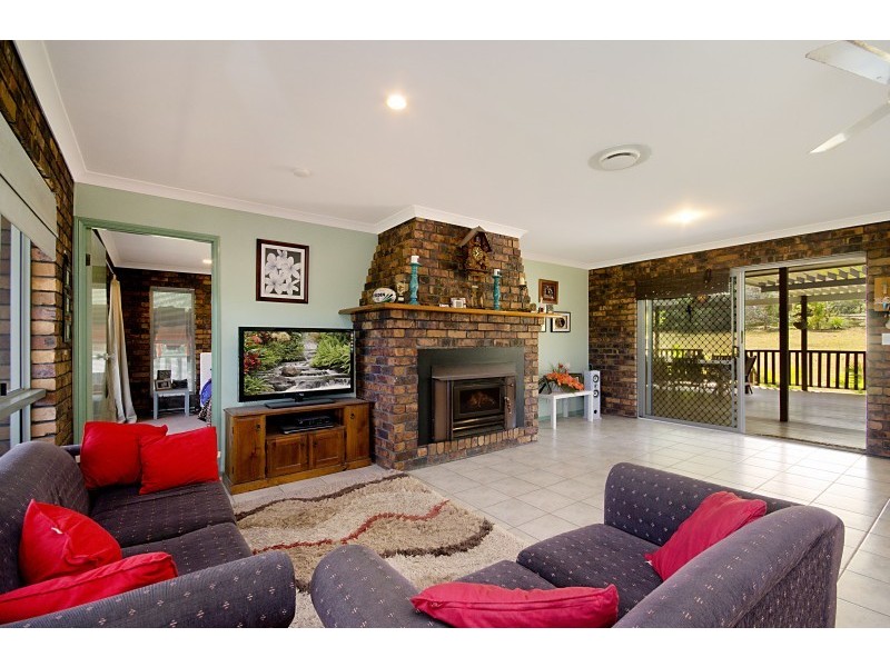 14 Stockman Court, Pomona QLD 4568