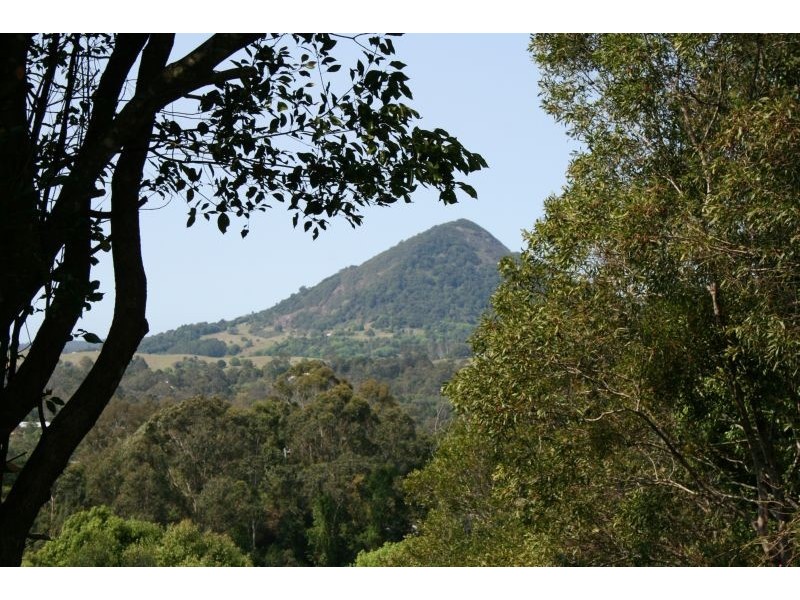 233 Ocean View Road, Cooroy QLD 4563