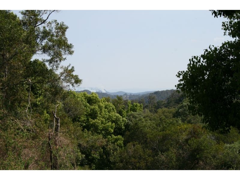 233 Ocean View Road, Cooroy QLD 4563