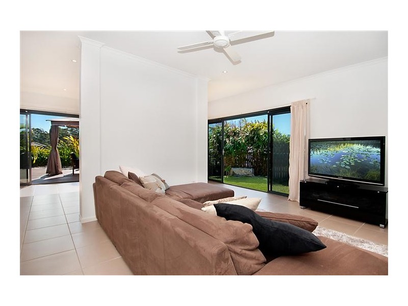 6 Viola Place, Cooroy QLD 4563