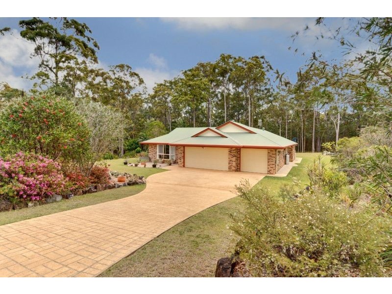 81 Hawk Road, Pomona QLD 4568