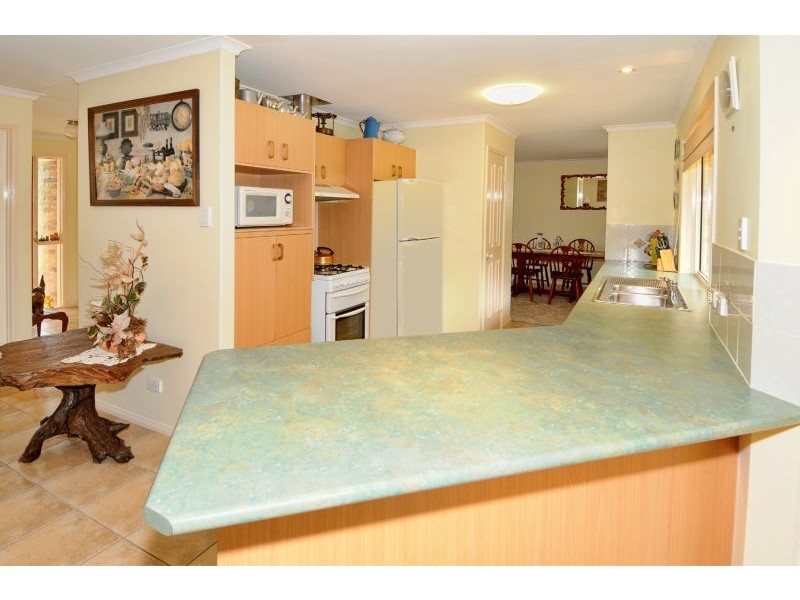 81 Hawk Road, Pomona QLD 4568