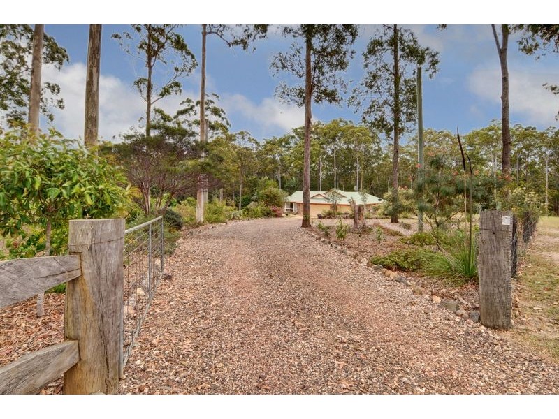 81 Hawk Road, Pomona QLD 4568