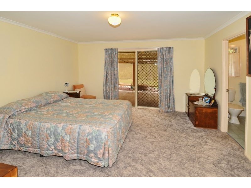 81 Hawk Road, Pomona QLD 4568