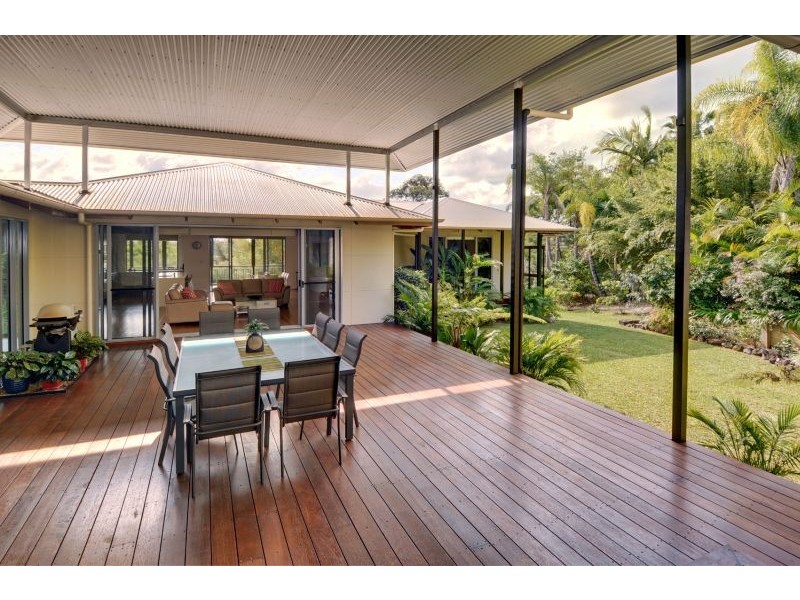 9 Fantail Crescent, Cooroy QLD 4563