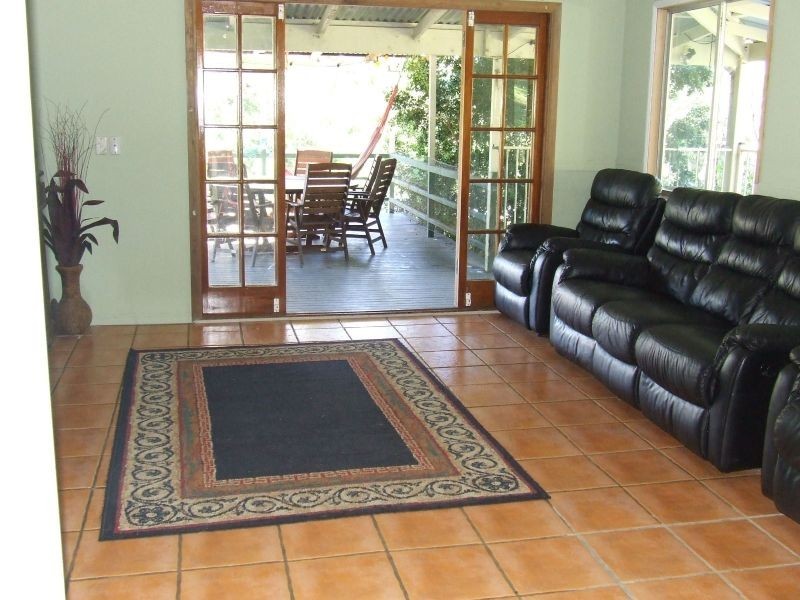 299 Poulsens Road, Cooroy QLD 4563