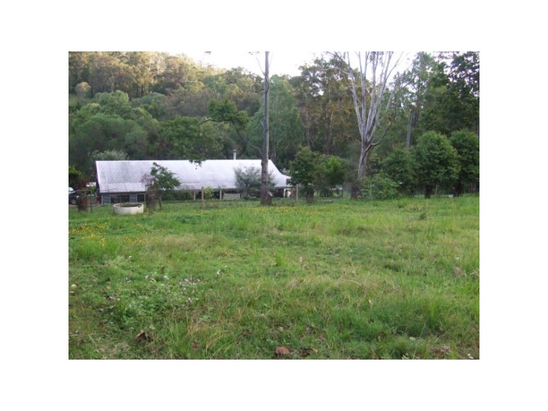 299 Poulsens Road, Cooroy QLD 4563