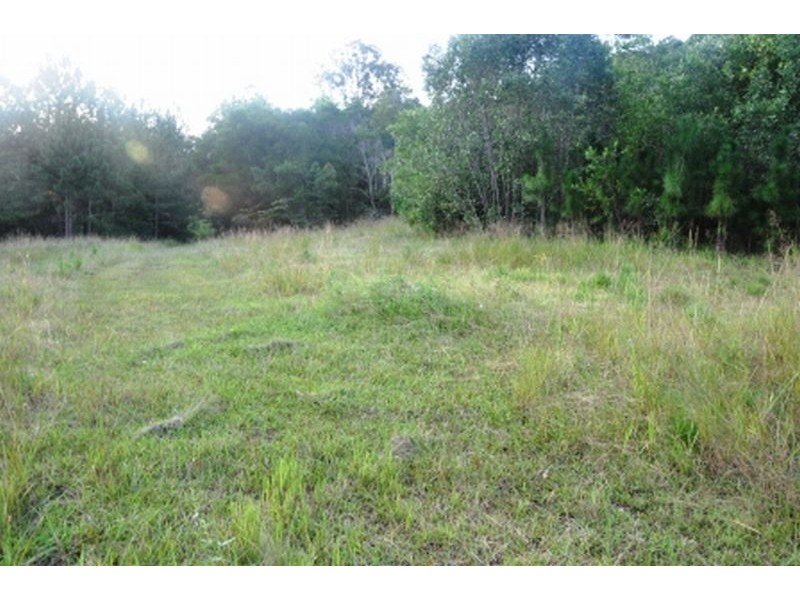 4 Hidden Valley  Road, North Arm QLD 4561