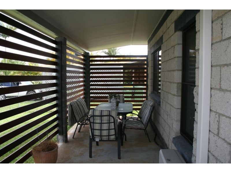 32 Oak Street, Cooroy QLD 4563