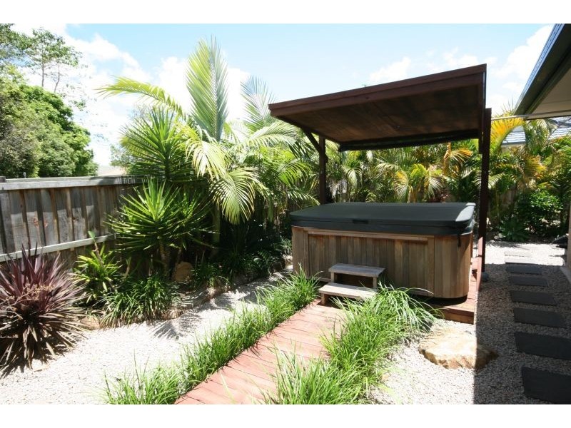 19 Oak Street, Cooroy QLD 4563