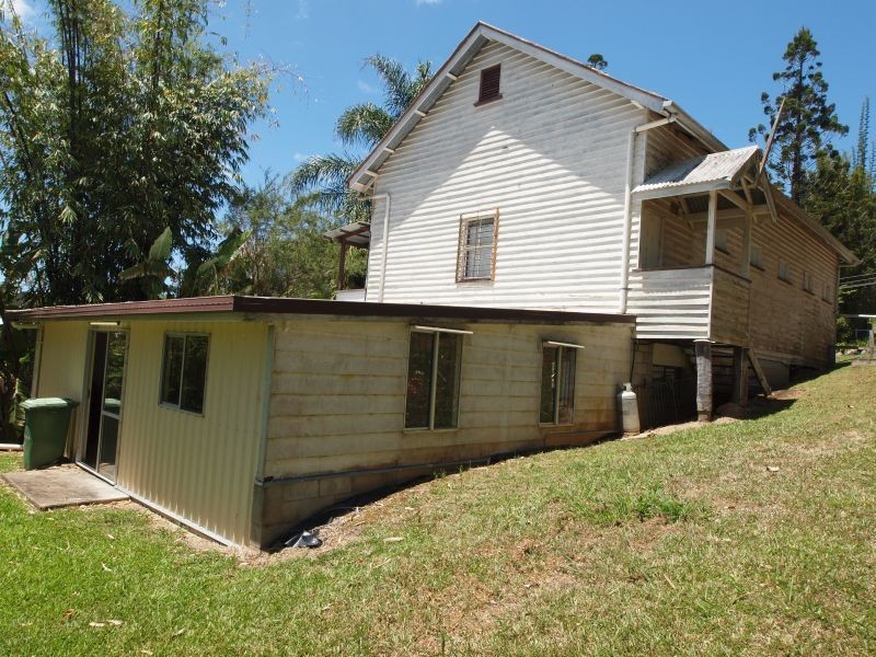 11 Bowman Street, Kin Kin QLD 4571