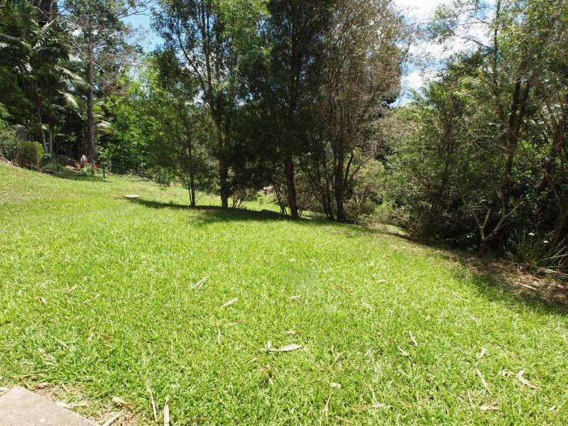 11 Bowman Street, Kin Kin QLD 4571