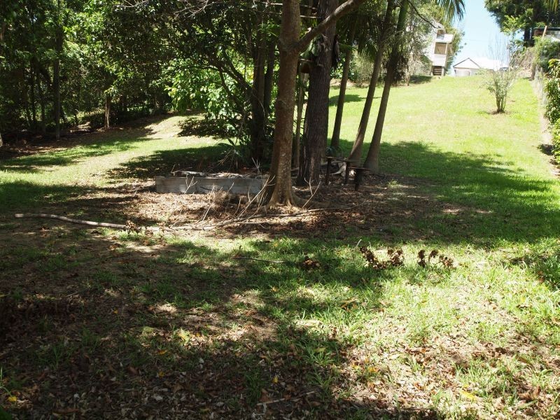 11 Bowman Street, Kin Kin QLD 4571