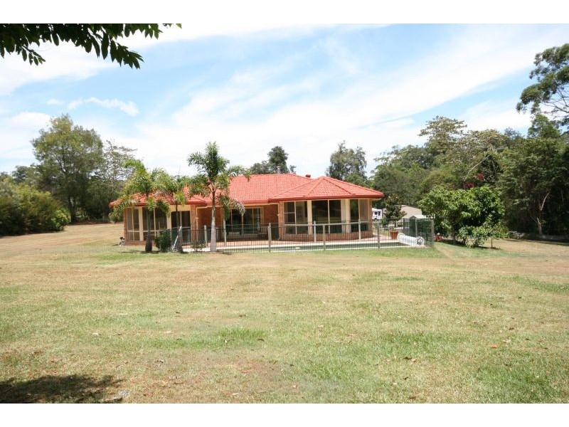 12 Belwood Place, Pomona QLD 4568