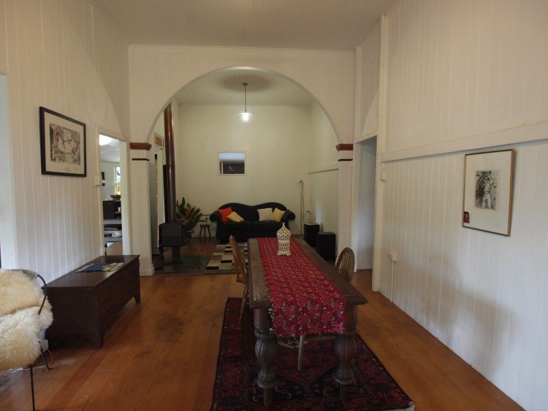 8  Lenske Lane, Cooran QLD 4569