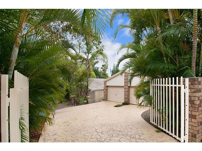 11 Fantail Crescent, Cooroy QLD 4563