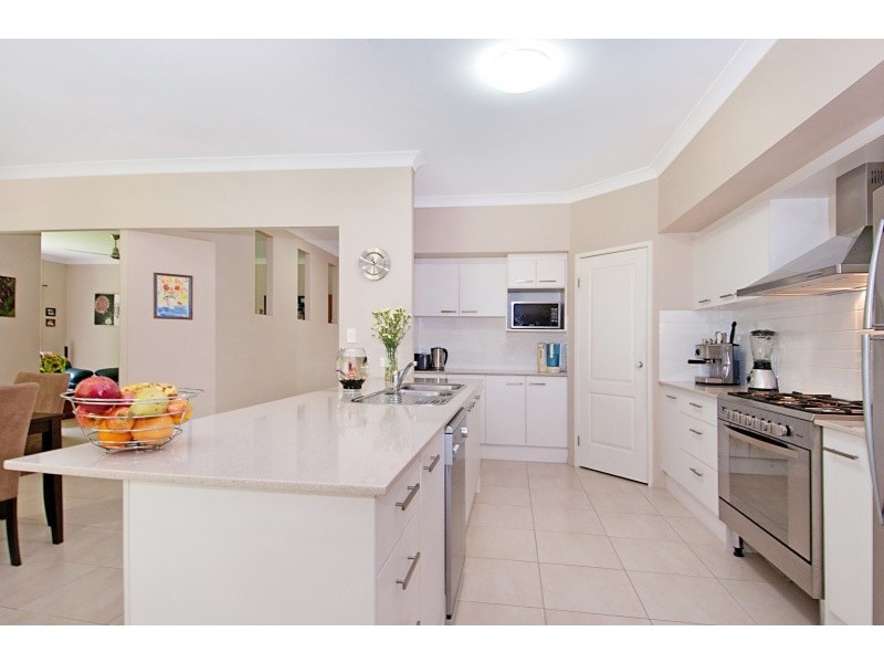 66 Stratford Park Drive, Pomona QLD 4568