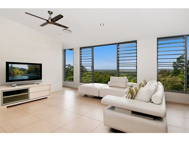 12 Wendoma Court, Tinbeerwah QLD 4563