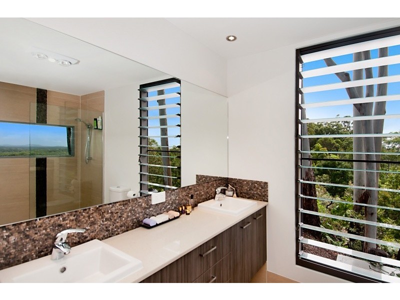 12 Wendoma Court, Tinbeerwah QLD 4563