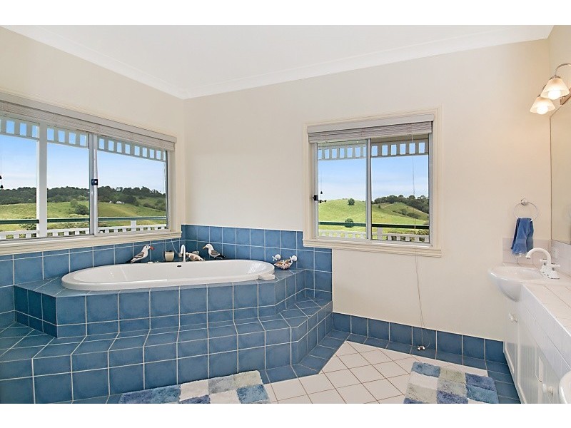 58 Crows Ash Lane, Cooroy QLD 4563