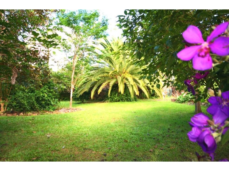 16 Coles Creek Road, Cooran QLD 4569