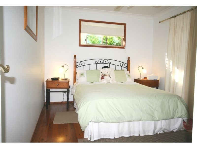 16 Coles Creek Road, Cooran QLD 4569