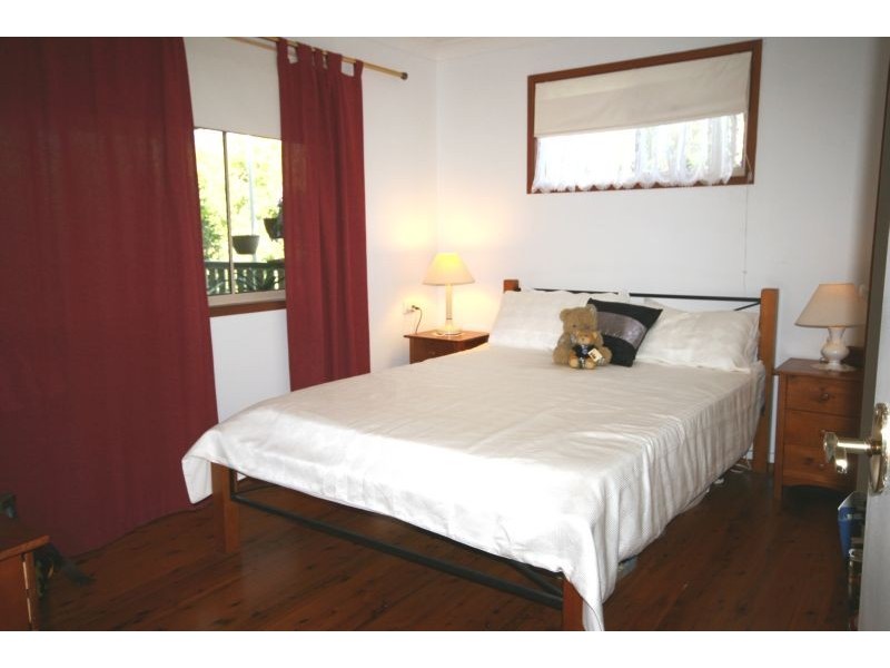 16 Coles Creek Road, Cooran QLD 4569