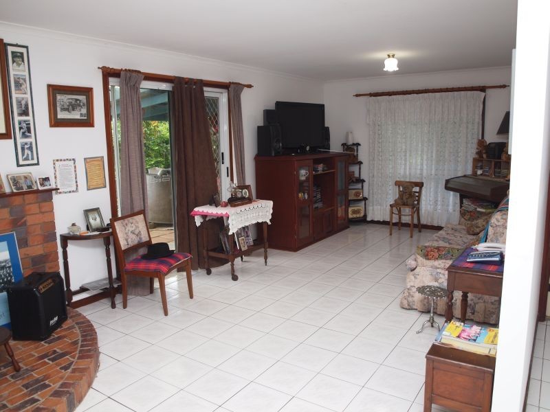 496 Black Mountain Road, Cooroy QLD 4563