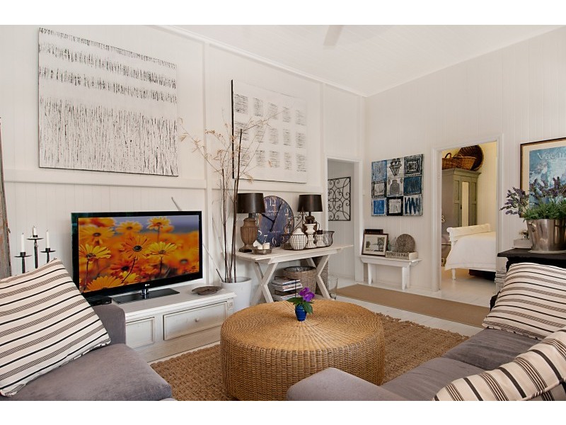 65 Main Street, Kin Kin QLD 4571