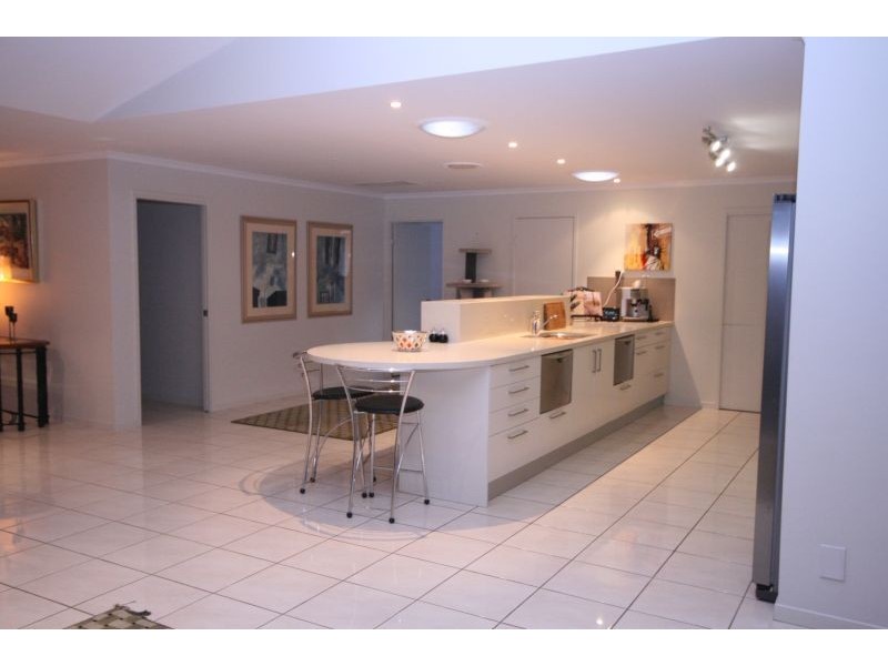 87 Patterson Drive, Tinbeerwah QLD 4563