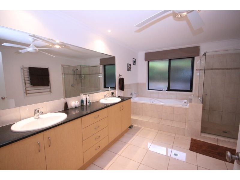 87 Patterson Drive, Tinbeerwah QLD 4563