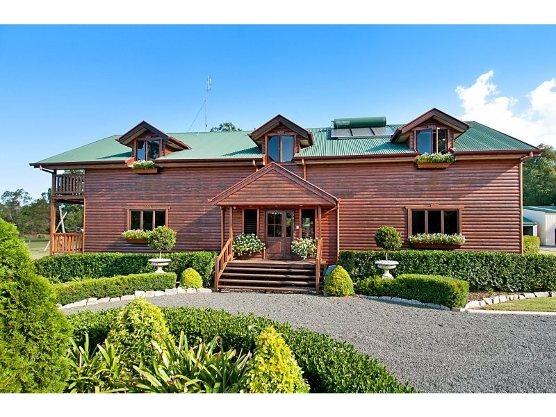 31 Hamilton Road, Cooroy QLD 4563