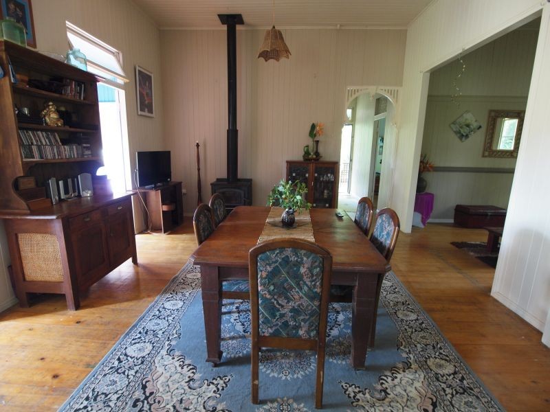 24 Uhlmanns Road, Cooroy QLD 4563