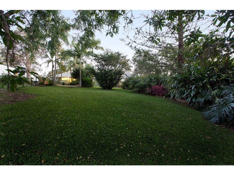 16 Queen Street, Cooran QLD 4569