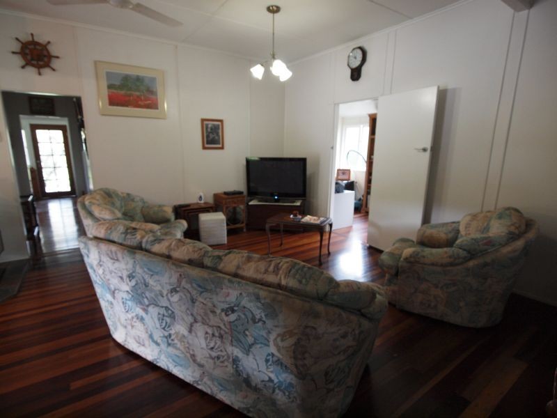 405 Upper Pinbarren Creek Road, Pinbarren QLD 4568
