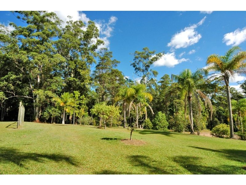 36 McIntyre Lane, Tinbeerwah QLD 4563