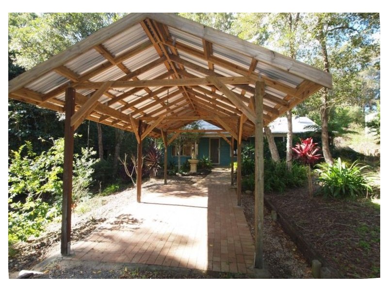 9 Ambulance Street, Pomona QLD 4568