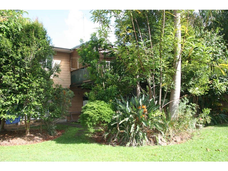 16 Overlander Avenue, Cooroy QLD 4563