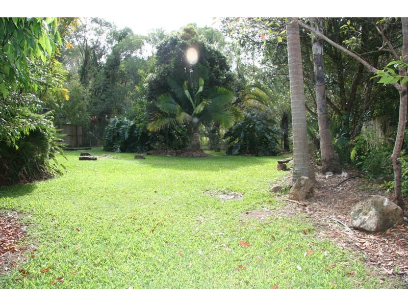 16 Overlander Avenue, Cooroy QLD 4563