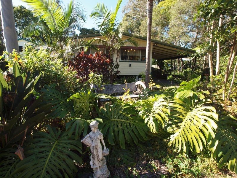 16 Church Street, Pomona QLD 4568