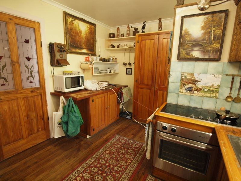 16 Church Street, Pomona QLD 4568