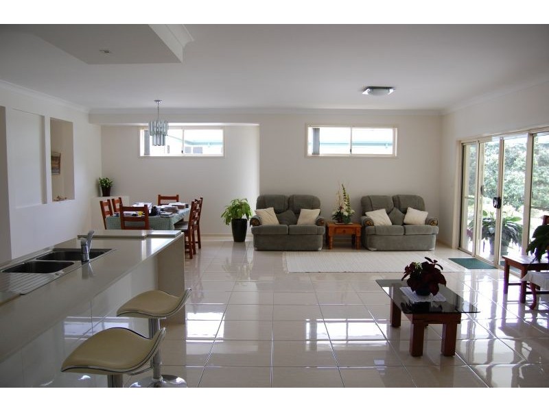 12 Elandra Tce, Pomona QLD 4568