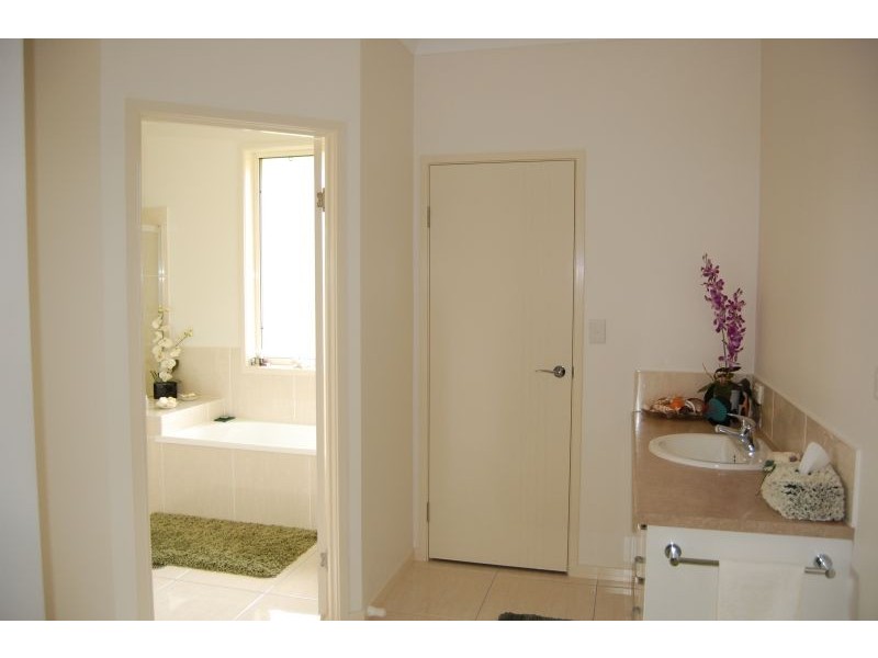 12 Elandra Tce, Pomona QLD 4568