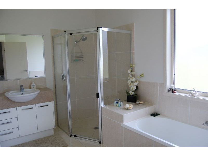 12 Elandra Tce, Pomona QLD 4568